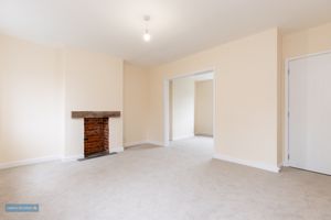 Sitting Room- click for photo gallery
